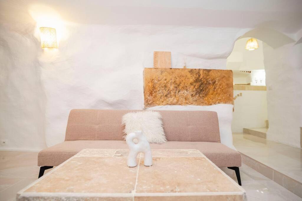 Le Temple D'Aphrodite, Appartement Avec Spa Vienne  Exterior foto